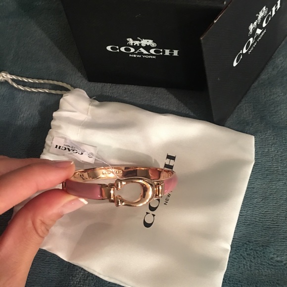 Coach Bracelet - Picture 3 of 5